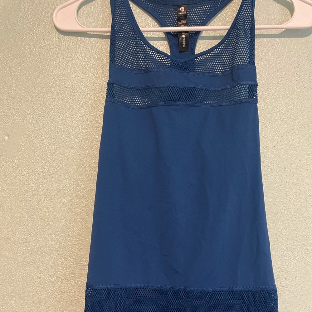 Workout tank mesh
